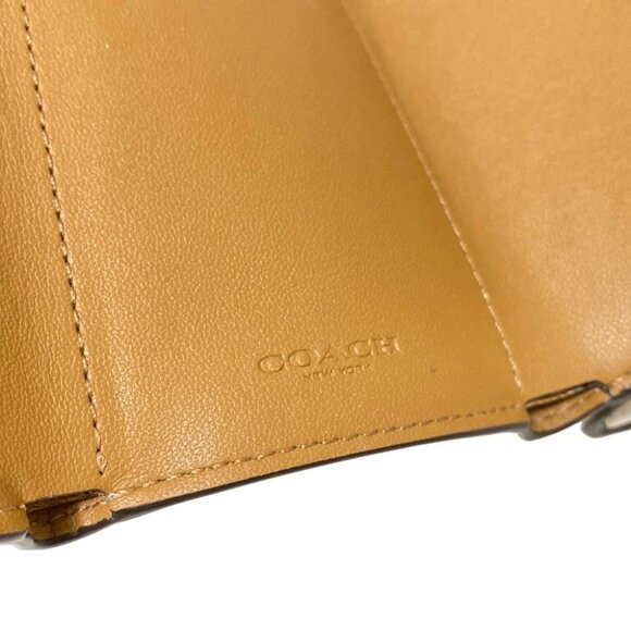 Auth COACH Origami Wallet with Floral Print C4200 White Green Multi Leather - - Picture 4 of 5